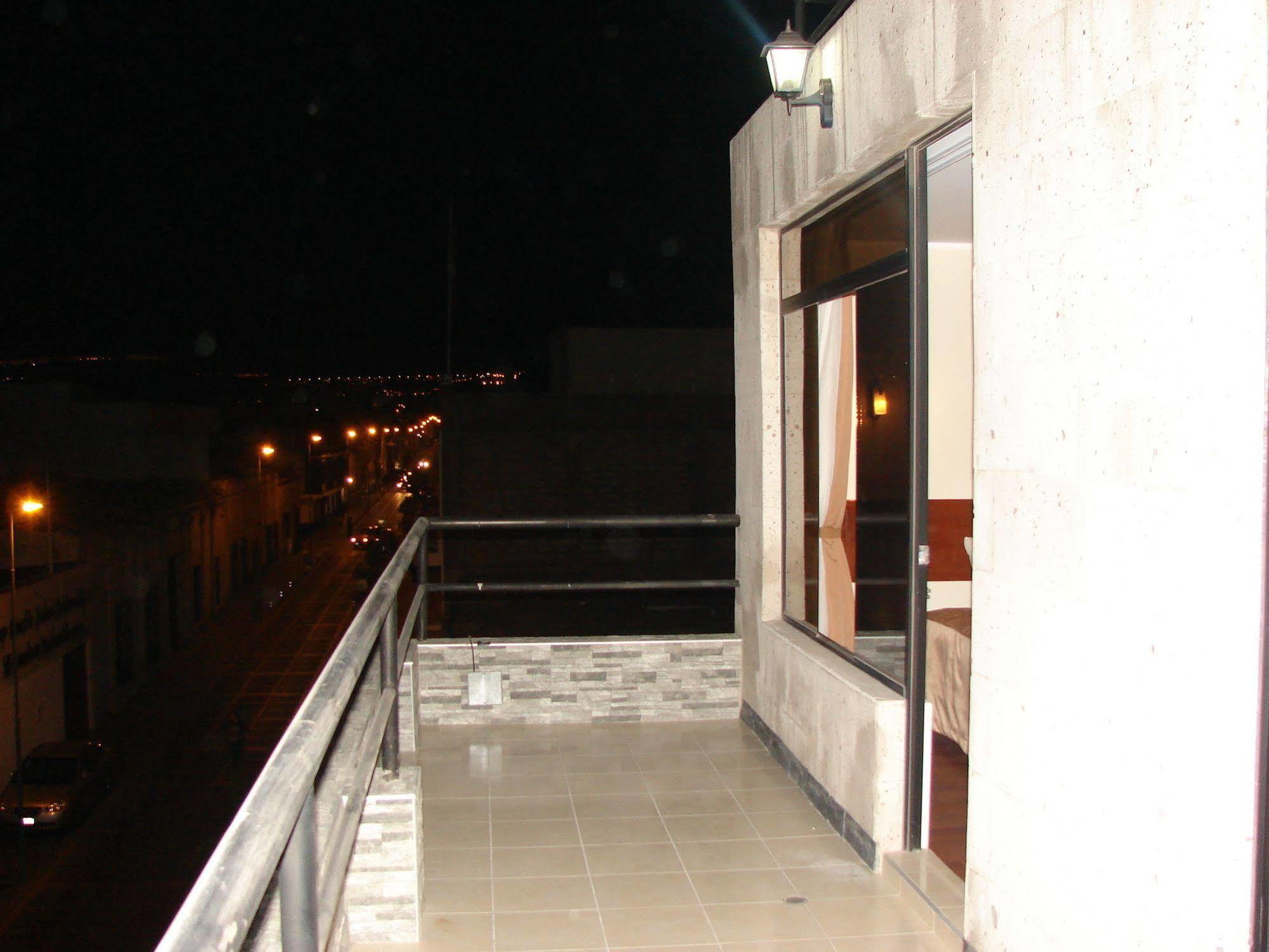 Hostal Qoyllurwasi Arequipa Exterior photo